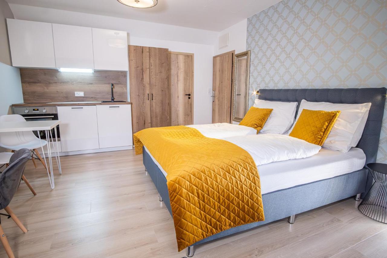 Boutique Apartments Old Town Ceske Budejovice Exterior photo